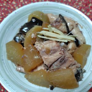 コスモスの作ってみた!投稿(＼てりてり！／絶対美味しいぶりのあら煮　激安なのは秘密♪)