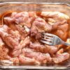 【鶏ももチャーシュー】レンジで簡単!とってもジューシー!の工程2
