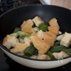 【包丁、まな板いらず！】厚揚げと長ネギの卵とじ丼の下準備