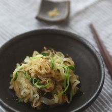 大根と豆苗の和え物