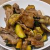 miki3164の作ってみた!投稿(【豚バラと厚切りズッキーニのにんにく醤油炒め】食材2つで!)