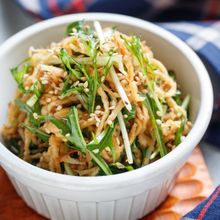 切り干し大根と水菜のごま塩ナムル【#水戻し不要 #やみつき】