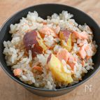 包丁なし！火も使わない！塩鮭とさつまいもの炊き込みごはん