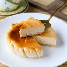 土台から手作り
米粉のニューヨークチーズケーキ