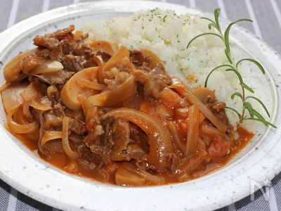 なんちゃってデミグラスソースで作った ビーフストロガノフ By さっちん レシピサイト Nadia ナディア プロの料理家のおいしいレシピ