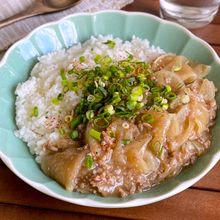 10分煮るだけ!ぱぱっと美味しい「大根とひき肉の餡かけご飯」