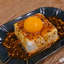 ピリ辛やみつきユッケ豆腐