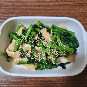 とももの作ってみた!投稿(ほうれん草と油揚げの煮びたし【旨味がじゅわっとあふれる♪】)