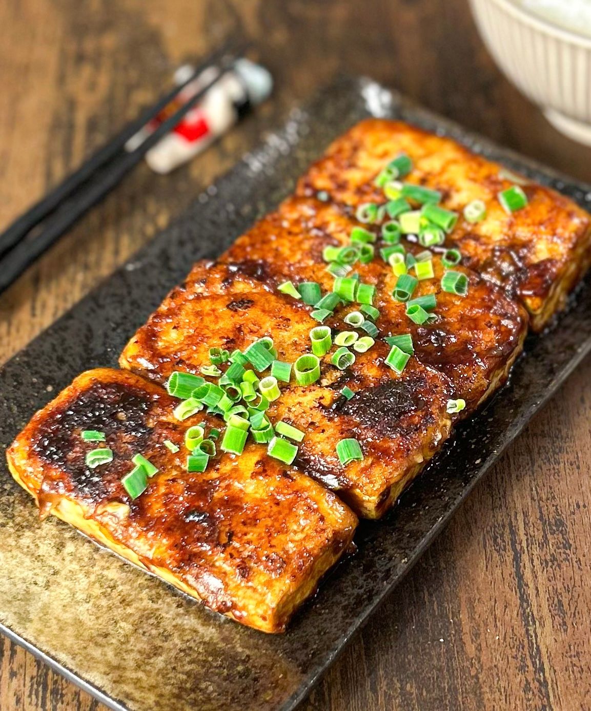 豆腐だけで最強メイン【豆腐の味噌照り焼き】 | レシピサイトNadia