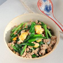 にら玉丼《ワンパン!すぐ出来る!》