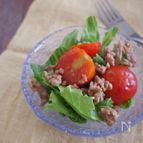 【材料３つ！】トマトと挽肉のサラダ