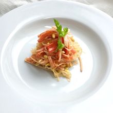 ヘルシーおつまみ カニかまともやしのシラチャーサラダ