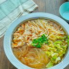 豚バラもやしとキャベツのマロニー鍋