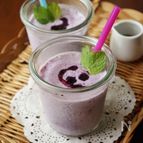 おやつにも♪フレッシュブルーベリーのスムージー