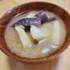 ナムディの作ってみた!投稿(夏野菜を食べる♪茄子とじゃがいもの味噌汁)