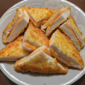 たりおの作ってみた!投稿(揚げずに簡単＊ハムチーズはんぺんフライ)
