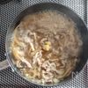 鍋で煮るだけ☆ごはんが進む簡単豚丼。の工程3