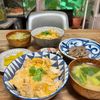 ぴいすけの作ってみた!投稿(【鶏むね肉の親子丼】ワンパンで２人分同時調理♪コスパも抜群！)