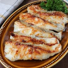 【冷凍作り置き】お弁当に！フライパンで簡単！タラの塩麹ムニエ