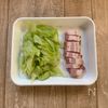 冷蔵庫の定番でパパッと♪【ベーコンとレタスの焼きうどん】の工程1