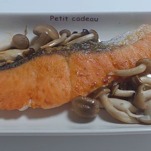 オレンジの作ってみた!投稿(【鮭のムニエル*レモンバター醤油】食べてびっくりの美味さ!)