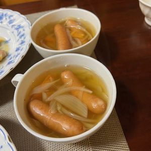 Hikeyの作ってみた!投稿(ごろっとウインナーのコンソメスープ 冷蔵庫にあるもので！)