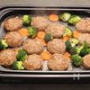 ホットプレートでチーズハンバーグのトマト煮込みの工程2