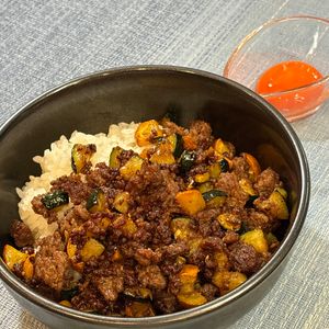 楽ラク手抜キッチン🐶🐾の作ってみた!投稿(【10分で完成！】ひき肉ズッキーニライス)