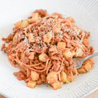捨てないで！ブロッコリーの茎と豚ひき肉のミートソース風パスタ