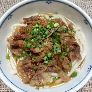 よっこの作ってみた!投稿(【肉うどん(そば)】甘辛お肉に優しいつゆが絶妙♡年越しにも◎)