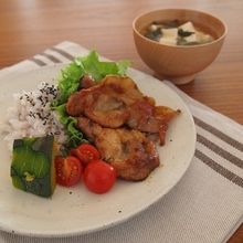 秘伝のたれで生姜焼きだよ～♪