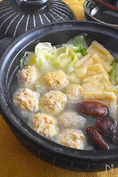 鶏つくねとキャベツの塩ちゃんこ鍋