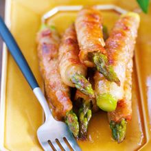 巻いて焼くだけ♪『肉巻きアスパラのバタポン照り焼き』