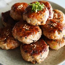 冷めてもふんわり♡お弁当にも『ひじき入り豆腐つくねバーグ』