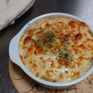 810787の作ってみた!投稿(ヘルシーなのに絶品【きのことベーコンの豆腐グラタン】)