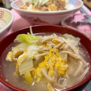 みっさキッチンの作ってみた!投稿(【くたくた白菜と卵のうま塩スープ】白菜ペロリと消費！)