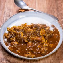トロ旨な「牛すじカレー」（ストウブ鍋使用）