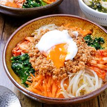 【肉味噌ビビンバ】レンジで完成!野菜たっぷりがっつりご飯♡