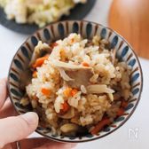 『舞茸とにんじんの炊き込みご飯』きのこの旨みたっぷり♪簡単☆
