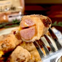 背徳のチーズサンド肉巻きソーセージ
