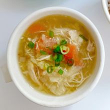 【作業10分!圧力鍋で】鶏むね肉キャベツのヘルシースープ