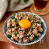 手間なし！気楽に作れる【ごま塩ニラそぼろ丼】の工程5