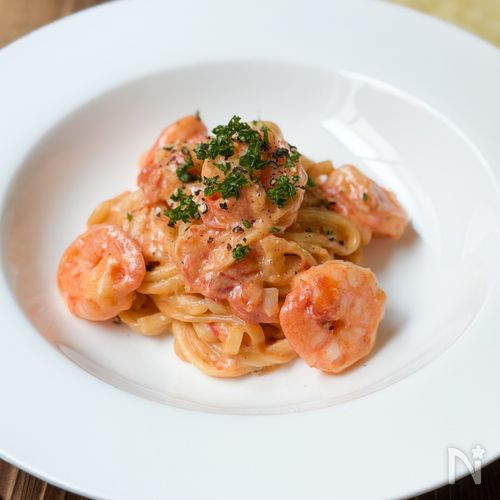【エビとトマトのクリームパスタ】生クリーム不要!