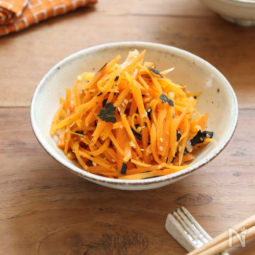 栄養満点！【にんじんの塩きんぴら】にんにく&のりがアクセント