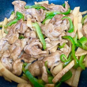ゆかりの作ってみた!投稿(コク旨◎【豚こまとたけのこピーマンのオイスター炒め】)