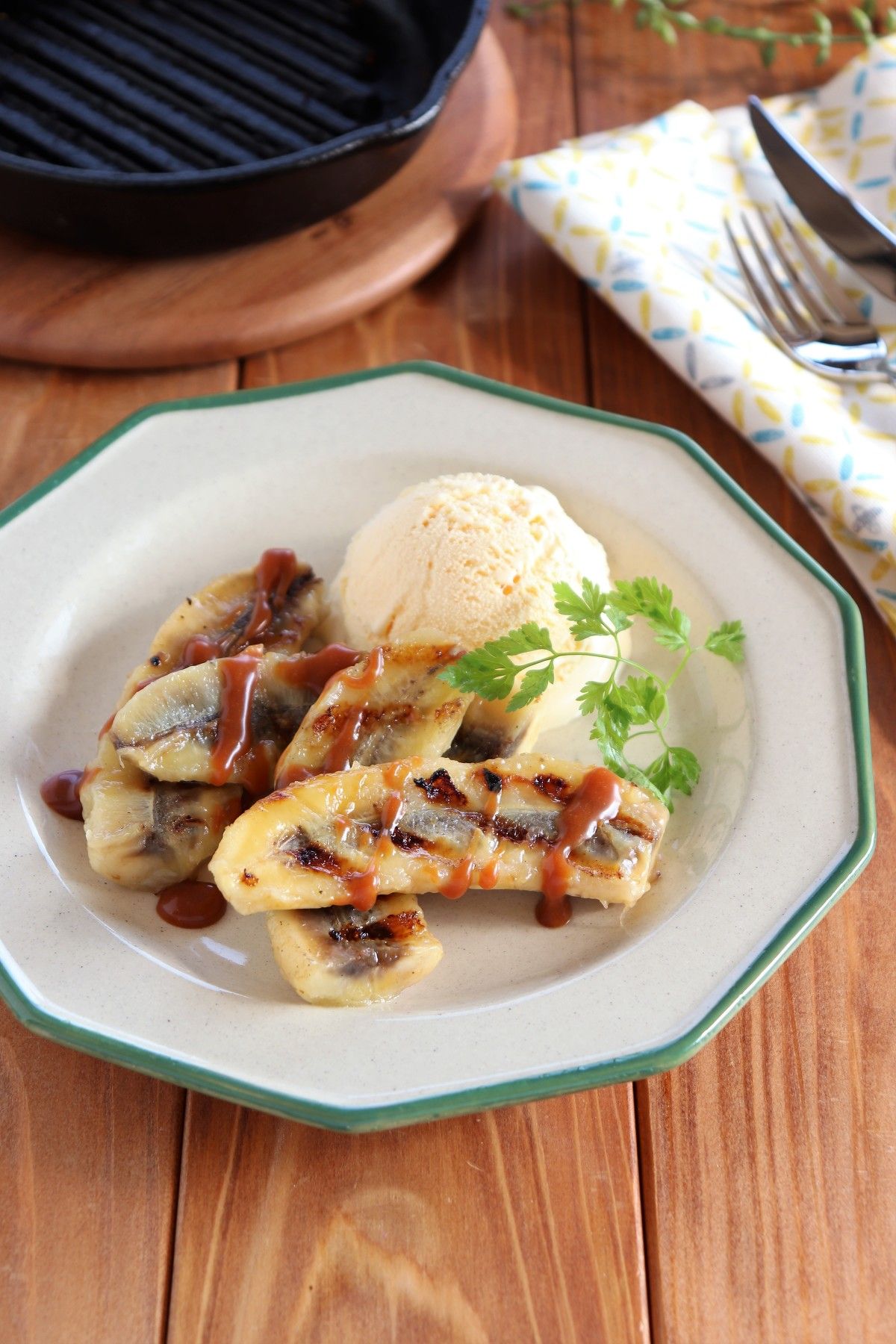 専用‼︎ バニラ& キャラメルバナナ　3本 バナナのグリル キャラメルソース | レシピサイトNadia