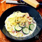 ベーコンとズッキーニのクリームパスタ