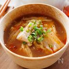 『白菜と豆腐のピリ辛ごま味噌スープ』煮るだけ10分☆