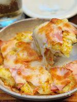 【ポテサラとハムのスパイシーチーズ焼き】ごちそうアレンジ♡