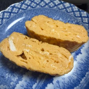 ゆっこの作ってみた!投稿(ふわふわ甘〜いカニカマ卵焼き【#作り置き #冷凍保存】)